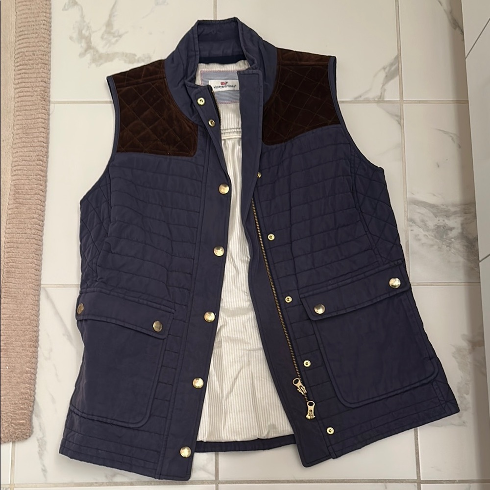 Vineyard Vines Navy Quilted Vest with Brown Accents